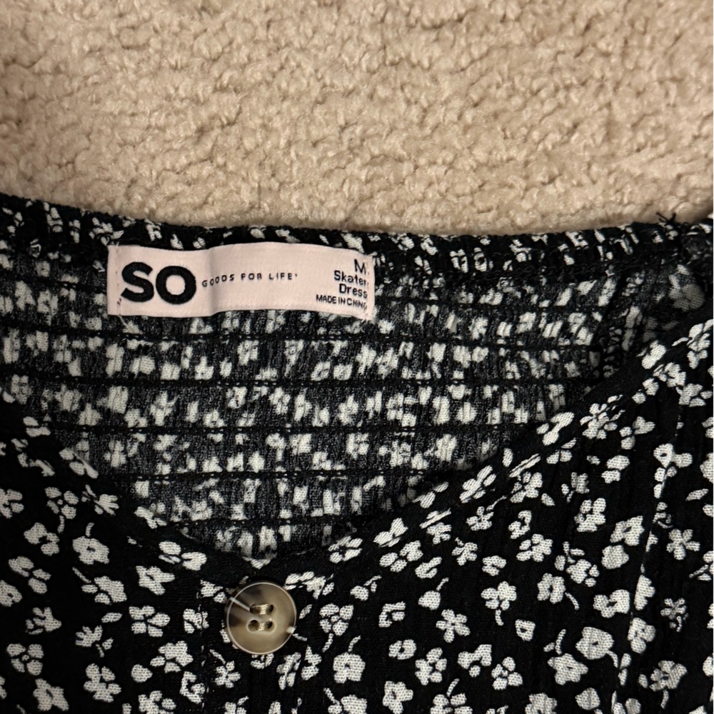 Floral Black and White juniors dress